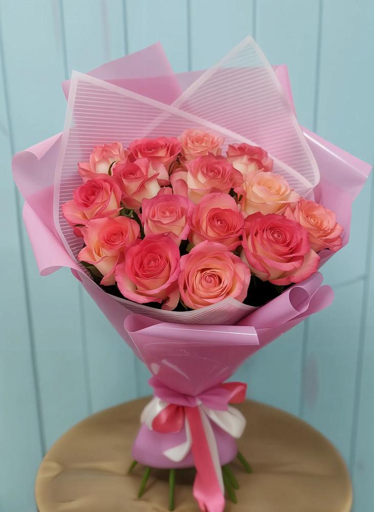 Букет 15 Розовых роз Равель в Турксаде