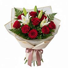 Букет цветов из:  Лилии и Розы в Турксаде