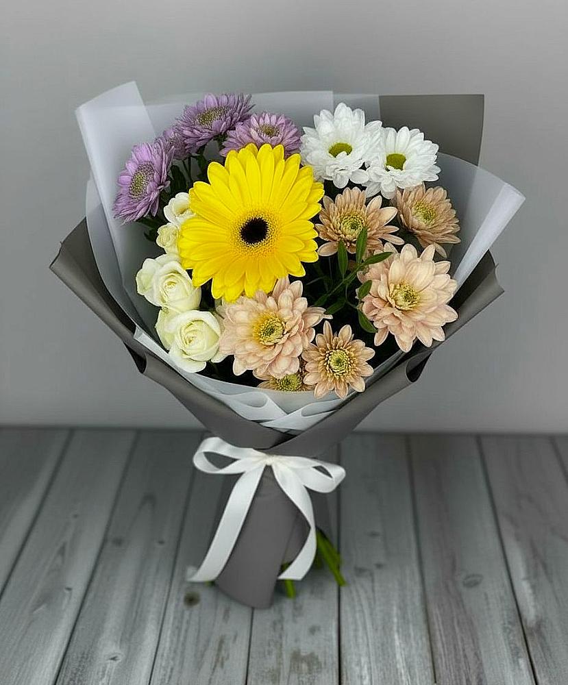 Букет цветов из: Розы, Герберы и Хризантемы в Турксаде