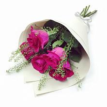 Букет цветов из:  Розы в Турксаде