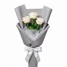 Букет 3 белые розы в Турксаде