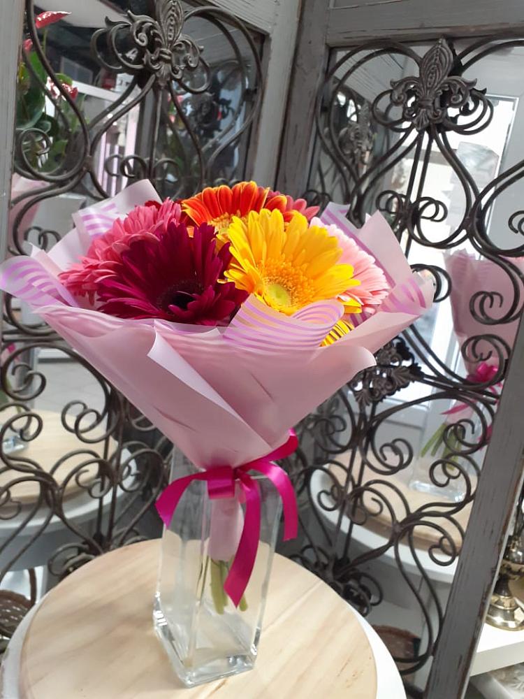 Букет цветов из: Герберы в Турксаде