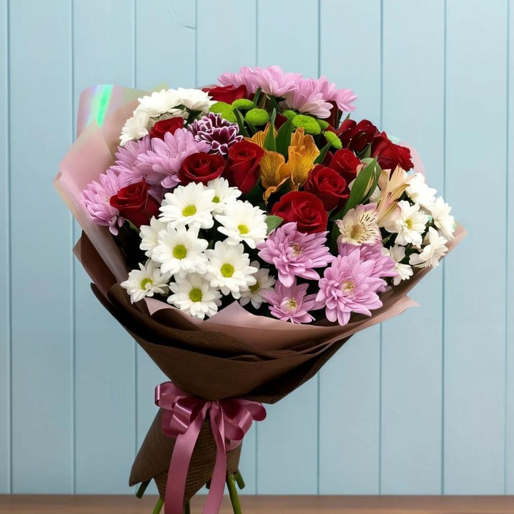 Букет цветов из: Розы, Хризантемы и Альстромерии в Турксаде