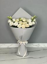 Букет цветов из:  Розы и Лизиантусы в Турксаде